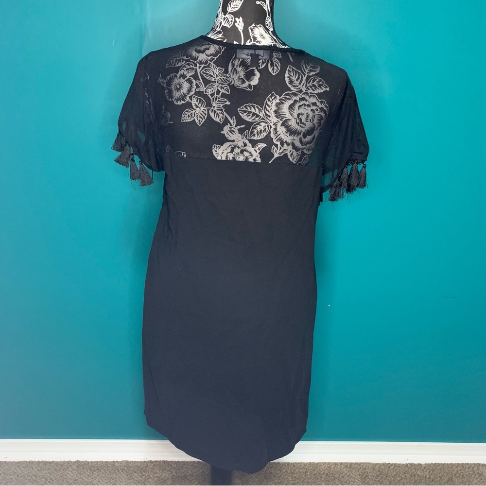 Lulu's Black Fringe and Lace Dress size medium sheer midi short sleeves